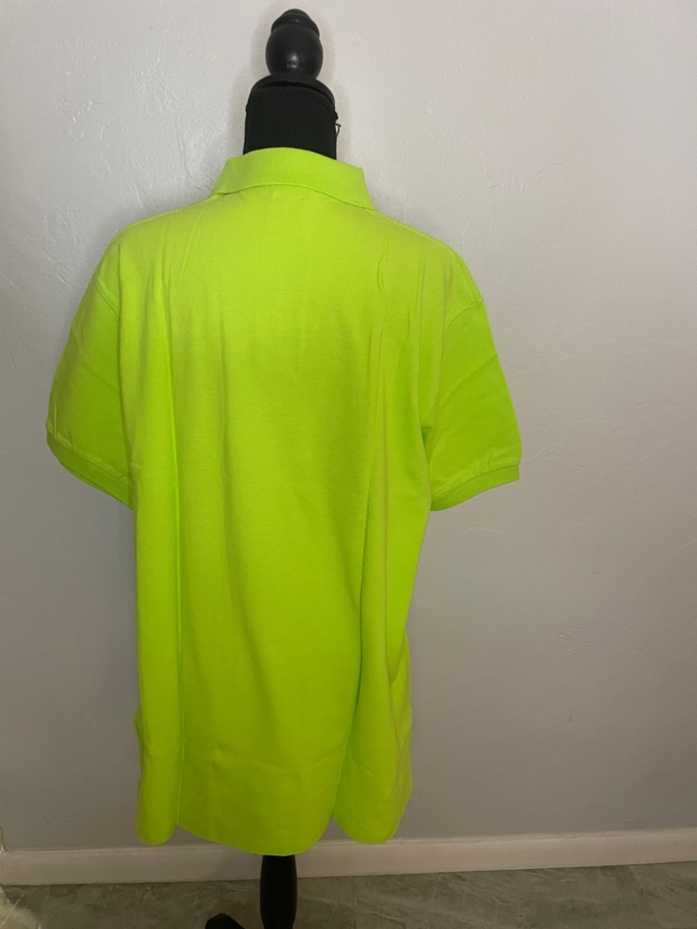Ralph Lauren Men’s High-Visibility Lime Polo Shirt - Picture 2 of 3